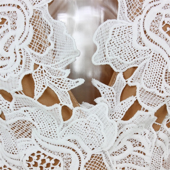 LAST ONE! SAO PAULO MINI V-NECK DRESS - Picture 7 of 7